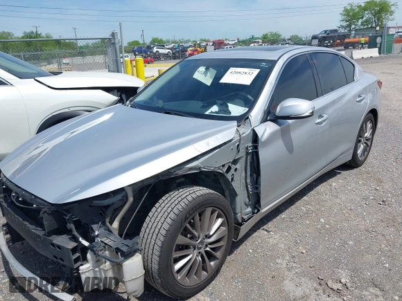 2018 Infiniti Q50 Luxe with VIN JN1EV7AP5JM353956, listed as a IAAI auction lot 42082832 with 95,160 mi miles and . Bid and sale history available at carsss.com. Image 19.