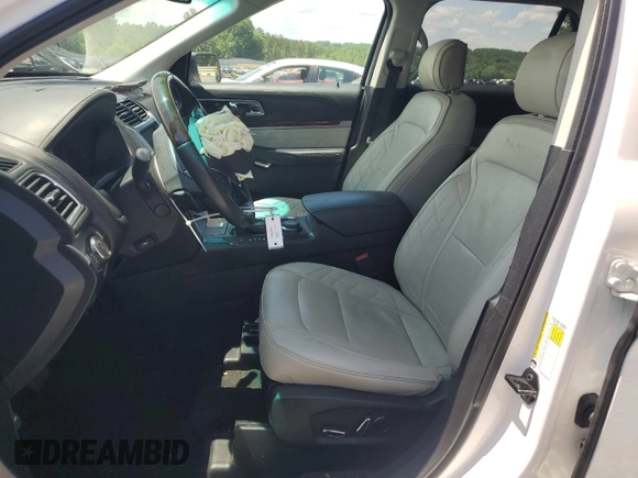 2016 Ford Explorer Platinum с VIN 1FM5K8HT7GGC64228, выставлен на аукционе Copart как лот 56554555 с пробегом 95 315 миль миль и Списание • Salvage title. История ставок и продаж доступна на DreamBid. Изображение 7.