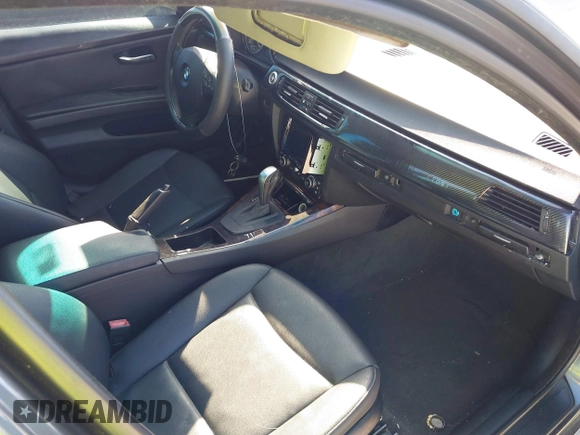 2008 BMW 3 Series 328i with VIN WBAVA375X8NL58546, listed as a IAAI auction lot 41690119 with 156,774 mi miles and . Bid and sale history available at DreamBid. Image 5.