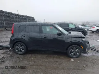 2022 Kia Soul EX with VIN KNDJ33AU1N7803820, listed as a IAAI auction lot 41574877 with 55,340 mi miles. Bid and sale history available at carsss.com. Image 13.