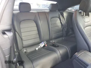 2019 Mercedes-Benz C 300 z VIN WDDWJ8EB3KF925510, wystawiony jako Copart lot #54577375 z przebiegiem 80 366 mil mil oraz Szkoda całkowita • Salvage title. Historia ofert i sprzedaży dostępna na DreamBid. Obrazek 10.