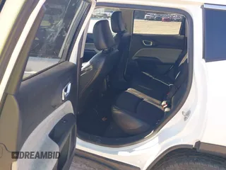 2022 Jeep Compass Latitude Lux с VIN 3C4NJDFB6NT130538, выставлен на аукционе IAAI как лот 40986974 с пробегом 36 237 миль миль и . История ставок и продаж доступна на DreamBid. Изображение 8.