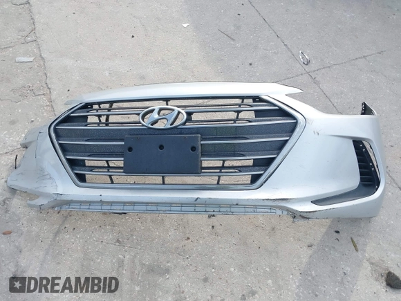 2018 Hyundai Elantra SEL z VIN 5NPD84LF2JH249227, wystawiony jako IAAI lot #38150183 z przebiegiem 116 405 mil mil oraz . Historia ofert i sprzedaży dostępna na DreamBid. Obrazek 12.