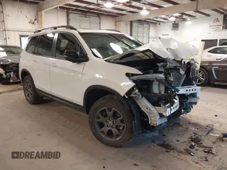 2024 Honda Passport TrailSport with VIN 5FNYF8H62RB011007, listed as a IAAI auction lot 41268349 with Not Provided miles and . Bid and sale history available at DreamBid. Image 1.