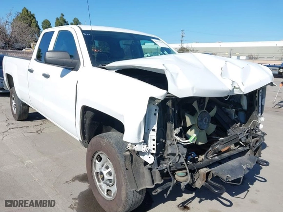 2015 Chevrolet Silverado 2500HD Built After Aug 14 Work Truck with VIN 1GC2CUEG4FZ532921, listed as a IAAI auction lot 41674900 with NaN miles. Bid and sale history available at carsss.com. Image 1.