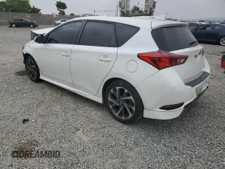 2016 Scion iM z VIN JTNKARJE5GJ516391, wystawiony jako Copart lot #58365715 z przebiegiem 89 399 mil mil oraz Szkoda całkowita • Salvage title. Historia ofert i sprzedaży dostępna na DreamBid. Obrazek 2.