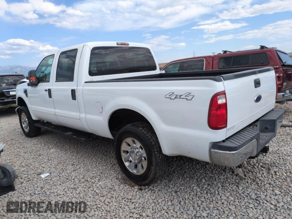 2010 Ford F-250 XL with VIN 1FTSW2B55AEA11379, listed as a Copart auction lot 62398055 with 155,397 mi miles and Salvage title. Bid and sale history available at DreamBid. Image 2.