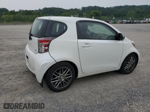 2012 Scion iQ z VIN JTNJJXB07CJ013314, wystawiony jako Copart lot #60961445 z przebiegiem 172 480 mil mil oraz Szkoda całkowita • Salvage title. Historia ofert i sprzedaży dostępna na DreamBid. Obrazek 3.