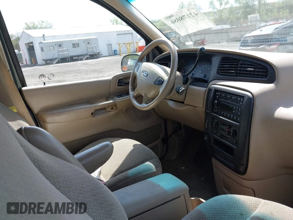 2001 Ford Windstar SE with VIN 2FMDA52441BA08464, listed as a IAAI auction lot 42178086 with 121,683 mi miles and . Bid and sale history available at carsss.com. Image 5.