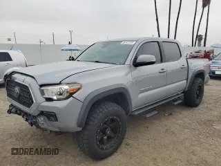 2018 Toyota Tacoma SR5 z VIN 3TMAZ5CN8JM063442, wystawiony jako Copart lot #55141725 z przebiegiem 110 926 mil mil oraz Szkoda całkowita • Salvage title. Historia ofert i sprzedaży dostępna na DreamBid. Obrazek 1.