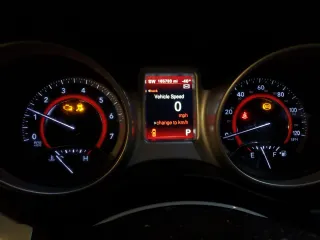2018 Dodge Journey SXT с VIN 3C4PDDBGXJT219895, выставлен на аукционе Copart как лот 47879635 с пробегом 185 783 миль миль и Списание • Salvage title. История ставок и продаж доступна на DreamBid. Изображение 9.