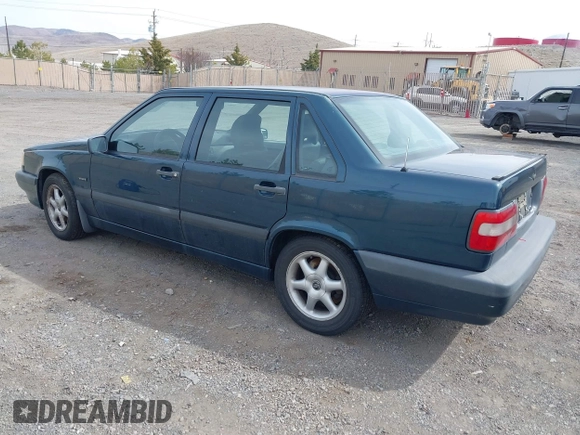 1996 Volvo S70 с VIN YV1LS5548T2285128, выставлен на аукционе IAAI как лот 41754769 с пробегом 109 101 миль миль и . История ставок и продаж доступна на DreamBid. Изображение 3.