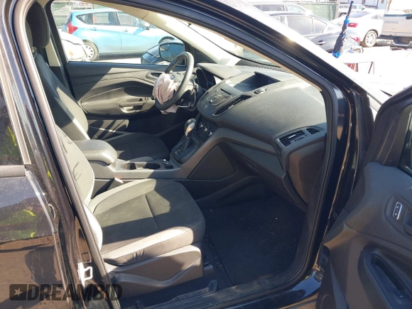2014 Ford Escape S with VIN 1FMCU0F72EUA67359, listed as a IAAI auction lot 41674501 with 104,580 mi miles. Bid and sale history available at carsss.com. Image 5.