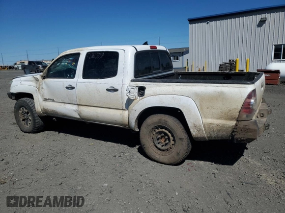 2015 Toyota Tacoma with VIN 3TMLU4EN0FM164688, listed as a Copart auction lot 55614645 with 212,613 mi miles and Salvage Title. Bid and sale history available at DreamBid. Image 2.
