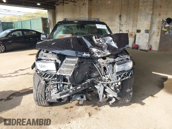 2016 Jeep Grand Cherokee Summit with VIN 1C4RJFJG7GC313252, listed as a IAAI auction lot 42172258 with 67,903 mi miles and . Bid and sale history available at DreamBid. Image 13.
