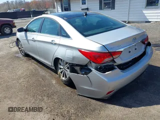 2014 Hyundai Sonata SE with VIN 5NPEC4AC2EH854480, listed as a IAAI auction lot 41784435 with 119,576 mi miles and . Bid and sale history available at DreamBid. Image 3.