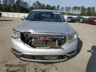 2017 GMC Acadia SLT with VIN 1GKKNMLS7HZ229351, listed as a Copart auction lot 83370514 with 186,690 mi miles and Salvage Title. Bid and sale history available at carsss.com. Image 5.