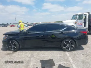 2024 Nissan Altima SR z VIN 1N4BL4CV8RN312278, wystawiony jako IAAI lot #42096194 z przebiegiem 20 256 mil mil oraz . Historia ofert i sprzedaży dostępna na DreamBid. Obrazek 15.