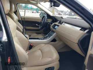 2017 Land Rover Range Rover Evoque SE with VIN SALVP2BG3HH239135, listed as a IAAI auction lot 41331088 with 93,648 mi miles. Bid and sale history available at carsss.com. Image 5.