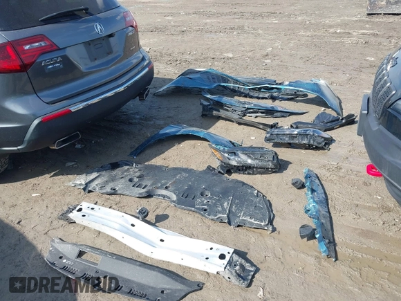 2025 Toyota Camry LE z VIN 4T1DBADK3SU512081, wystawiony jako IAAI lot #41762607 z przebiegiem 6 112 mil mil oraz . Historia ofert i sprzedaży dostępna na DreamBid. Obrazek 12.
