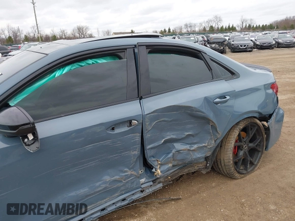 2024 Audi RS 3 z VIN WUAG4DGY8RA901259, wystawiony jako IAAI lot #41959150 z przebiegiem 13 414 mil mil oraz . Historia ofert i sprzedaży dostępna na DreamBid. Obrazek 6.