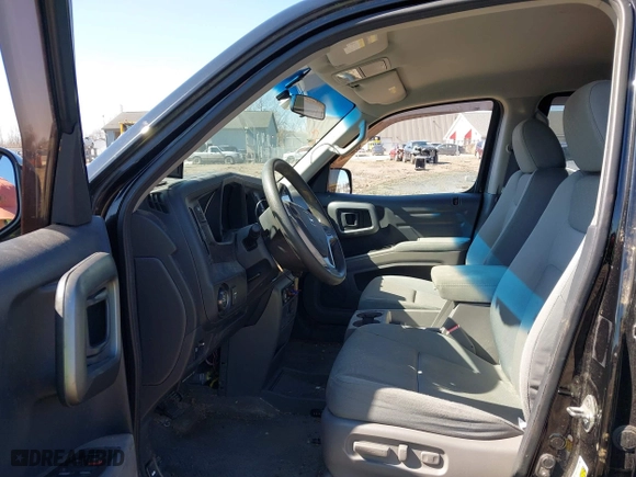 2011 Honda Ridgeline RTS with VIN 5FPYK1F48BB005889, listed as a IAAI auction lot 41761367 with 146,974 mi miles. Bid and sale history available at carsss.com. Image 5.