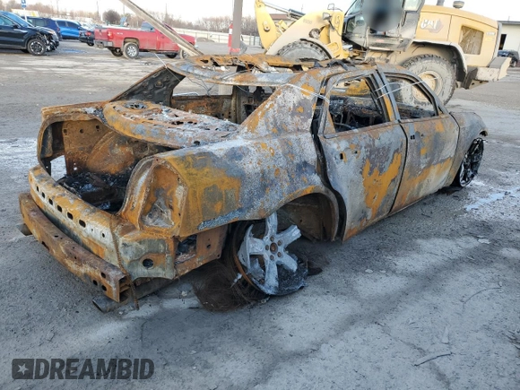 2005 Chrysler 300 C z VIN 2C3JA63H25H101442, wystawiony jako Copart lot #51792285 z przebiegiem Nie podano mil oraz Nie do naprawy • Non repairable. Historia ofert i sprzedaży dostępna na DreamBid. Obrazek 3.