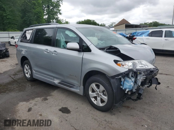 2020 Toyota Sienna LE Auto Access Seat с VIN 5TDKZ3DC8LS068472, выставлен на аукционе Copart как лот 58287195 с пробегом Не указан миль и Списание • Salvage title. История ставок и продаж доступна на DreamBid. Изображение 4.