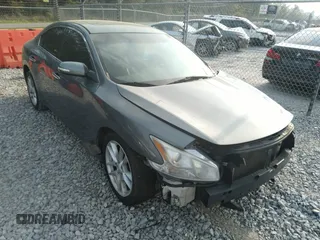 2009 Nissan Maxima SV z VIN 1N4AA51E69C848247, wystawiony jako IAAI lot #41887615 z przebiegiem 167 982 mil mil oraz . Historia ofert i sprzedaży dostępna na DreamBid. Obrazek 1.