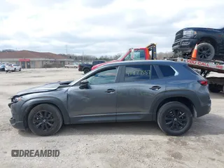 2024 Mazda CX-50 S Preferred z VIN 7MMVABBM1RN191684, wystawiony jako IAAI lot #41977557 z przebiegiem 6353 mil mil oraz . Historia ofert i sprzedaży dostępna na DreamBid. Obrazek 15.