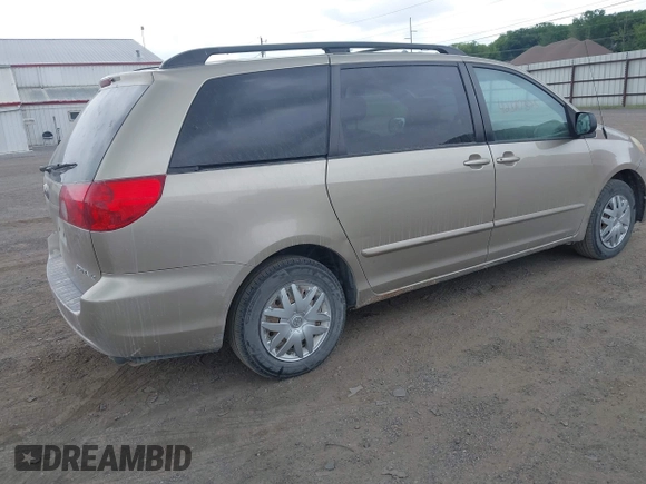 2006 Toyota Sienna CE z VIN 5TDZA23C16S491786, wystawiony jako IAAI lot #42510325 z przebiegiem 318 053 mil mil oraz . Historia ofert i sprzedaży dostępna na DreamBid. Obrazek 4.