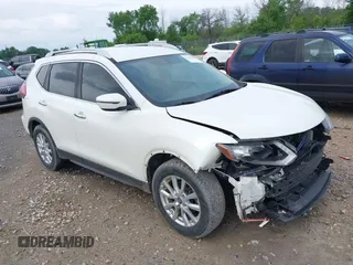 2017 Nissan Rogue SL with VIN JN8AT2MT9HW384613, listed as a IAAI auction lot 42452968 with 231,304 mi miles and . Bid and sale history available at DreamBid. Image 1.