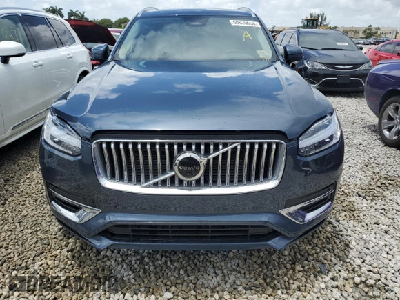 2023 Volvo XC90 Plus с VIN YV4H600N7P1950869, выставлен на аукционе Copart как лот 60620654 с пробегом 12 510 миль миль и На запчасти • Non repairable. История ставок и продаж доступна на DreamBid. Изображение 5.