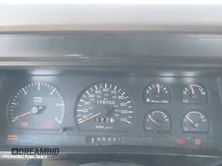 1996 Dodge Dakota z VIN 1B7GG23Y0TS645277, wystawiony jako IAAI lot #42226257 z przebiegiem 176 706 mil mil oraz . Historia ofert i sprzedaży dostępna na DreamBid. Obrazek 7.