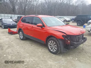 2019 Volkswagen Tiguan S z VIN 3VV1B7AX9KM113272, wystawiony jako IAAI lot #41499753 z przebiegiem 94 151 mil mil oraz . Historia ofert i sprzedaży dostępna na DreamBid. Obrazek 1.