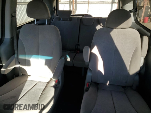 2011 Kia Sedona LX with VIN KNDMG4C78B6383375, listed as a Copart auction lot 76289414 with 198,732 mi miles and Salvage Title. Bid and sale history available at carsss.com. Image 10.