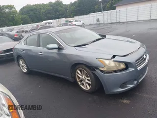 2011 Nissan Maxima SV z VIN 1N4AA5AP4BC853082, wystawiony jako IAAI lot #42363858 z przebiegiem 224 133 mil mil oraz . Historia ofert i sprzedaży dostępna na DreamBid. Obrazek 1.