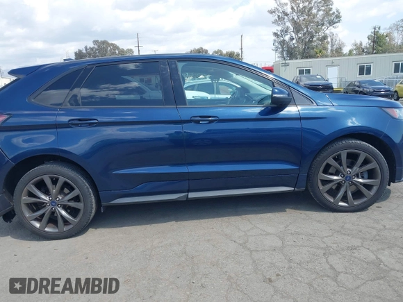2017 Ford Edge Sport with VIN 2FMPK4AP1HBB17135, listed as a IAAI auction lot 41958589 with 84,616 mi miles. Bid and sale history available at carsss.com. Image 13.