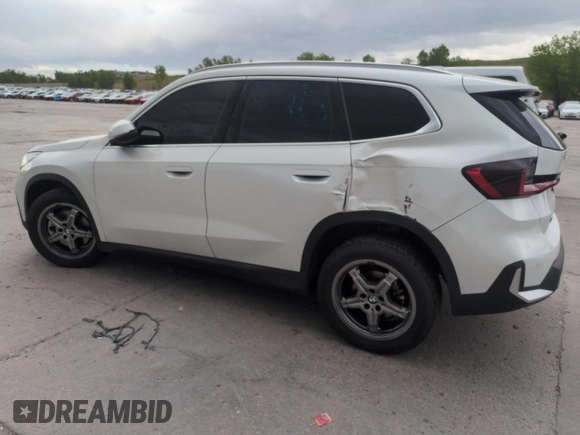 2023 BMW X1 xDrive28i with VIN WBX73EF06P5X45961, listed as a Copart auction lot 56417925 with 32,036 mi miles and Clean title. Bid and sale history available at DreamBid. Image 2.