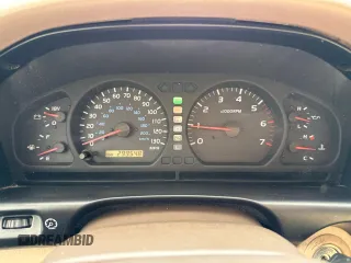 2002 Toyota Land Cruiser z VIN JTEHT05J622022972, wystawiony jako Copart lot #59201475 z przebiegiem 299 548 mil mil oraz Czysty tytuł • Clean title. Historia ofert i sprzedaży dostępna na DreamBid. Obrazek 8.