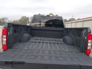 2020 Ford F-250 XL with VIN 1FT7W2BT0LED57167, listed as a IAAI auction lot 41233813 with 62,407 mi miles and . Bid and sale history available at DreamBid. Image 8.