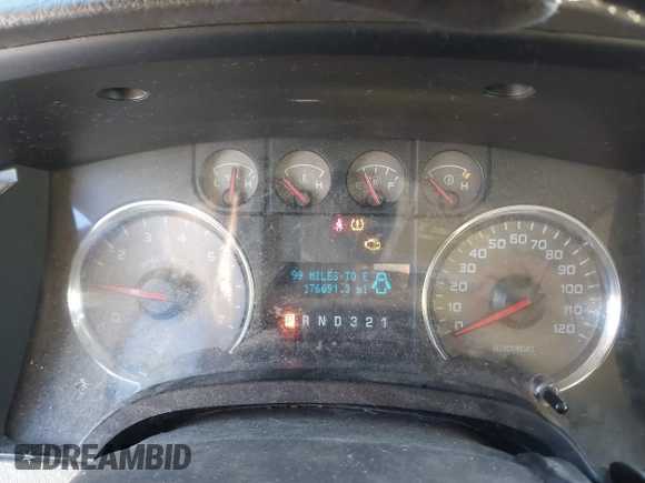 2009 Ford F-150 XL with VIN 1FTPX14V49FA37682, listed as a IAAI auction lot 41589752 with 176,691 mi miles. Bid and sale history available at carsss.com. Image 7.