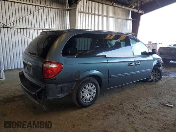 2006 Chrysler Town & Country LWB LX with VIN 2A4GP44R26R881450, listed as a Copart auction lot 85503154 with 192,024 mi miles and Salvage Title. Bid and sale history available at carsss.com. Image 3.