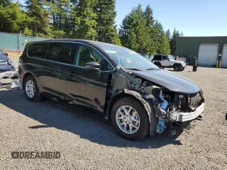 2023 Chrysler Pacifica Touring L with VIN 2C4RC1BG3PR628150, listed as a Copart auction lot 66003805 with 45,870 mi miles and Salvage title. Bid and sale history available at DreamBid. Image 4.