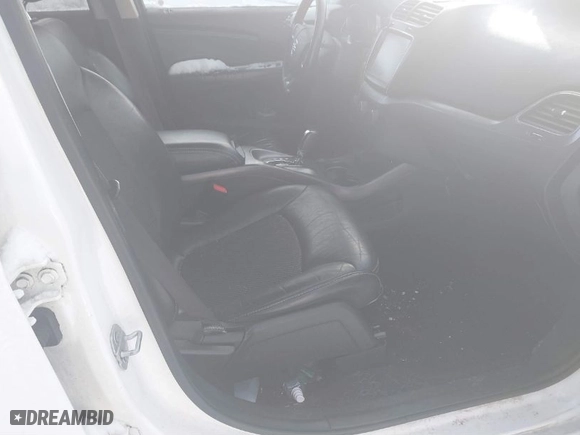 2019 Dodge Journey Crossroad with VIN 3C4PDCGG4KT783059, listed as a IAAI auction lot 41498067 with 140,610 mi miles. Bid and sale history available at carsss.com. Image 5.