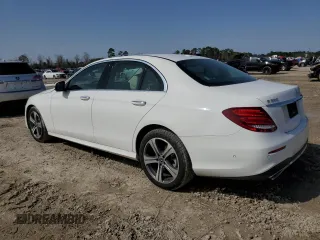 2020 Mercedes-Benz E-Class E 350 with VIN WDDZF8DBXLA747304, listed as a Copart auction lot 44607655 with 52,812 mi miles and Salvage Title. Bid and sale history available at carsss.com. Image 2.