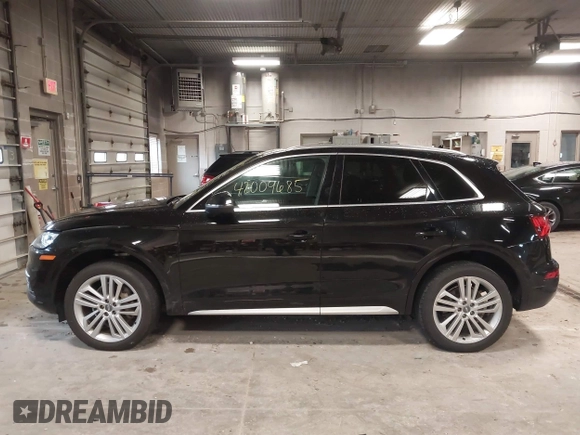 2018 Audi Q5 Premium Plus with VIN WA1BNAFY2J2201427, listed as a IAAI auction lot 42009685 with 75,465 mi miles. Bid and sale history available at carsss.com. Image 14.