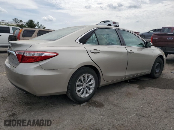 2015 Toyota Camry LE z VIN 4T1BD1FK6FU164748, wystawiony jako Copart lot #54667565 z przebiegiem 139 804 mil mil oraz Szkoda całkowita • Salvage title. Historia ofert i sprzedaży dostępna na DreamBid. Obrazek 3.