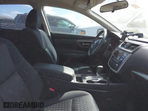 2018 Nissan Altima SV with VIN 1N4AL3AP1JC298556, listed as a IAAI auction lot 41809072 with 57,557 mi miles and . Bid and sale history available at DreamBid. Image 5.