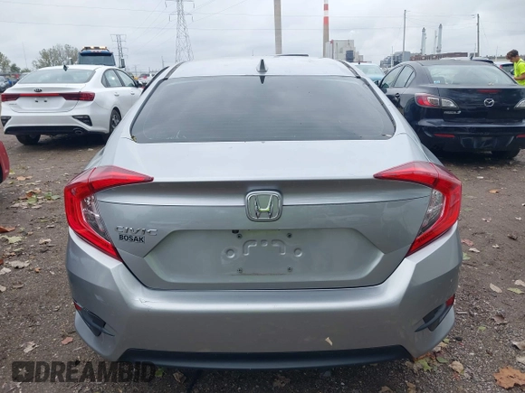 2018 Honda Civic Sedan EX with VIN 19XFC2F72JE034905, listed as a IAAI auction lot 40464574 with 68,942 mi miles. Bid and sale history available at carsss.com. Image 16.